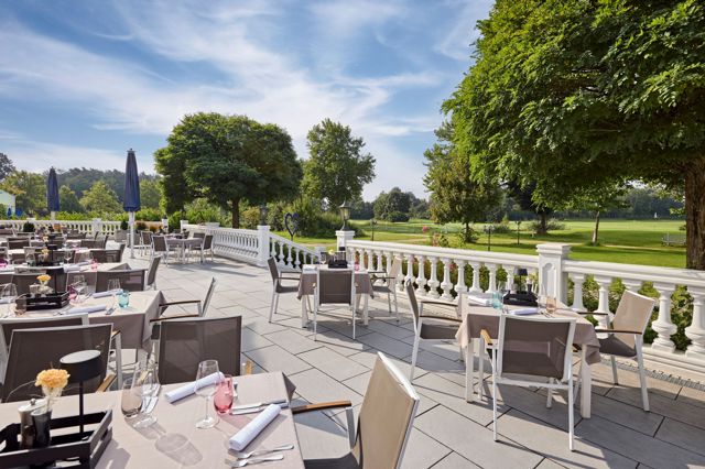 Die Terrasse des Hotels