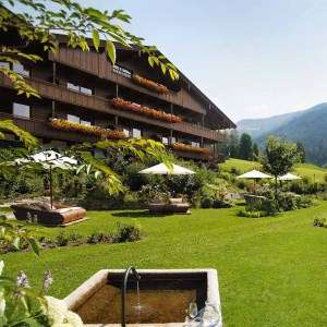 Der Böglerhof - pure nature resort0