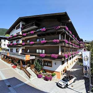 eva, VILLAGE Hotel