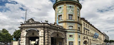 Löwenbräukeller München, Außenansicht am Stiglmaierplatz